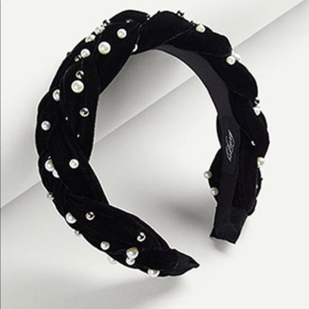 Velvet black pearl headband